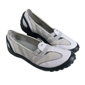 Privo Clarks Slip On Comfort Walking Flats Shoes Womens 7 M Ivory White Leather